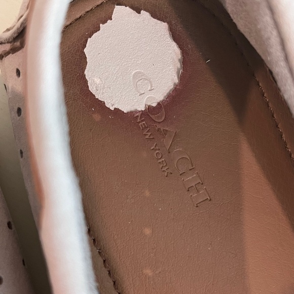 Woman’s coach moccasins ! Like new! - Picture 3 of 4